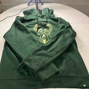 Milwaukee Bucks Dri Fit Green Fanatics Hooded sweatshirt size large